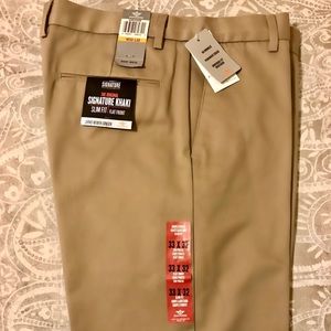 NWT Men’s Dockers Khaki Pants